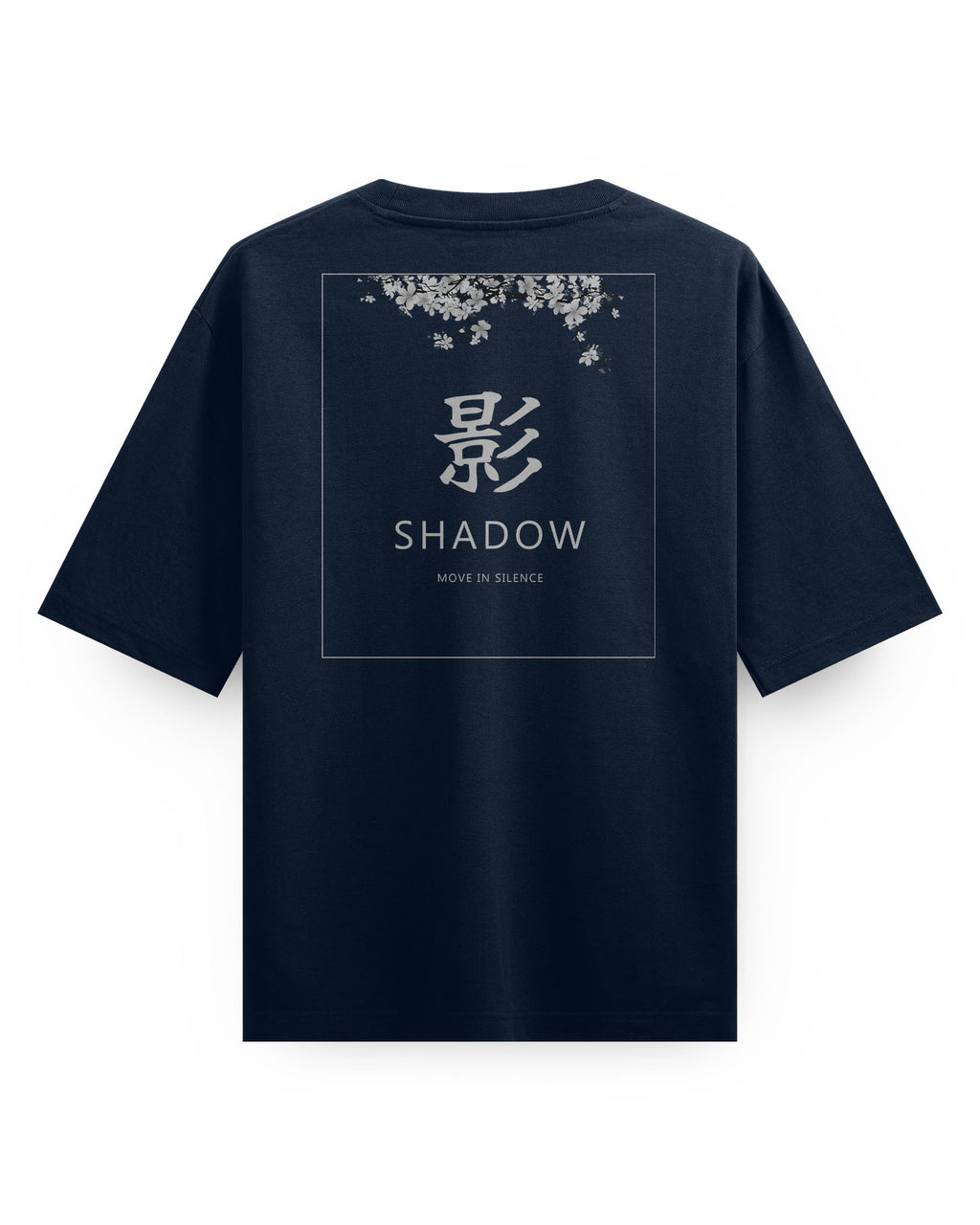 MOVE IN SILENCE - Oversized Tee