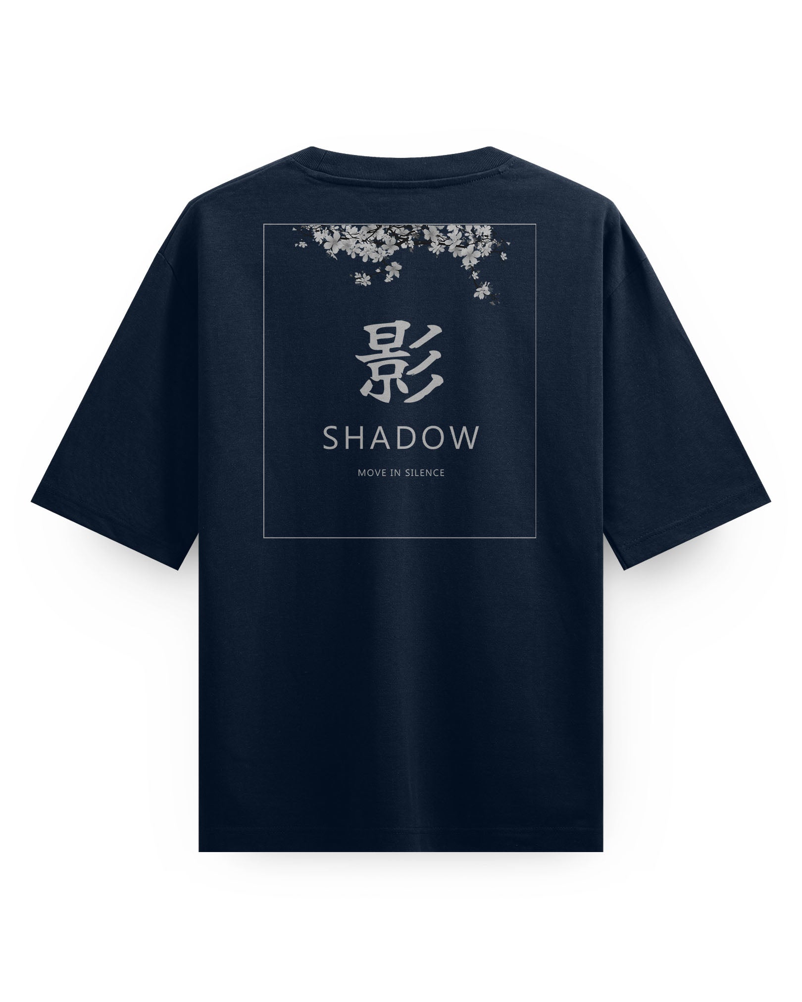MOVE IN SILENCE - Oversized Tee
