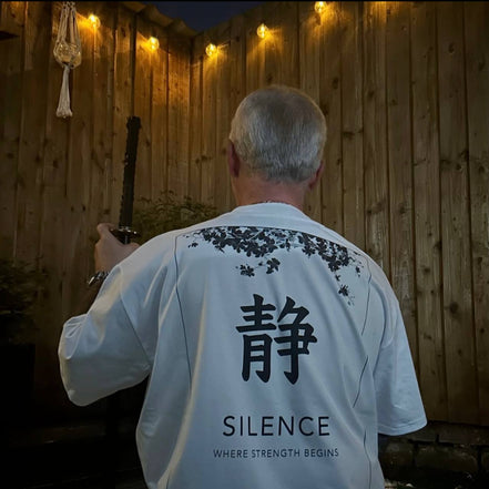 SILENCE - OVERSIZED TEE